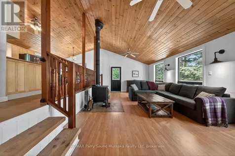 34 Silver Point Drive Seguin ON P2W 2W8