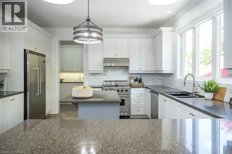 727 Maddocks Trail Milton ON L9T 0E1