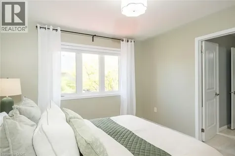 727 Maddocks Trail Milton ON L9T 0E1