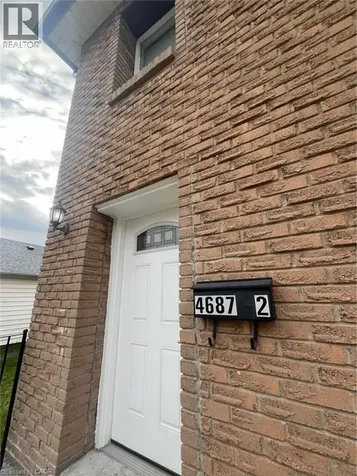 4687 First Avenue Niagara Falls ON L2E 4G5