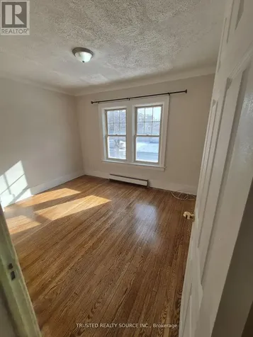 1614 Ontario Street Windsor ON N8Y 1M6