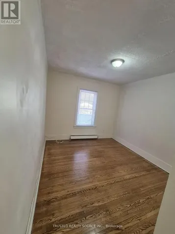 1614 Ontario Street Windsor ON N8Y 1M6