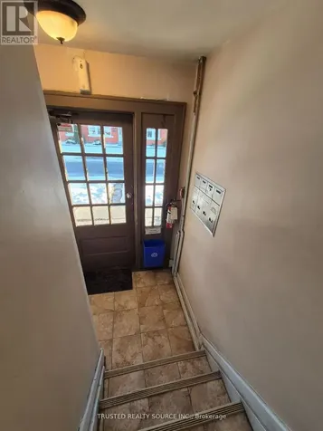 1614 Ontario Street Windsor ON N8Y 1M6