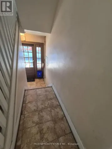1614 Ontario Street Windsor ON N8Y 1M6
