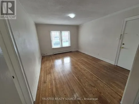 1614 Ontario Street Windsor ON N8Y 1M6