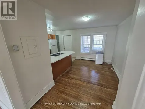 1614 Ontario Street Windsor ON N8Y 1M6