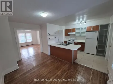 1614 Ontario Street Windsor ON N8Y 1M6