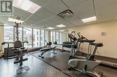 200 Rideau Street Ottawa ON K1N 5Y1