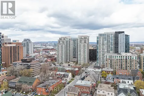 200 Rideau Street Ottawa ON K1N 5Y1