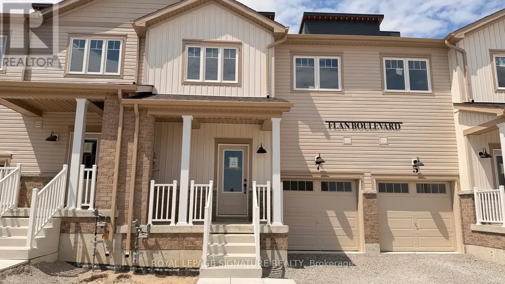 7 Flan Boulevard Barrie ON L9J 0E1