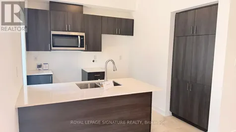 7 Flan Boulevard Barrie ON L9J 0E1