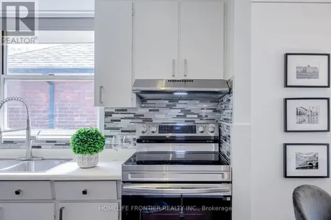 1105 Greenwood Avenue Toronto (east York) ON M4J 4E5