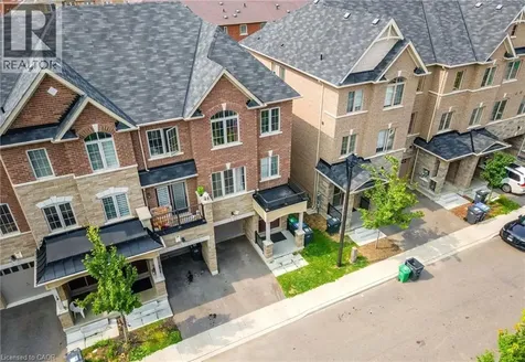 14 Faye Street Brampton ON L6P 4M9