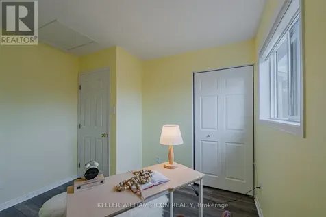 48 Blackdome Crescent Ottawa ON K2T 1A9