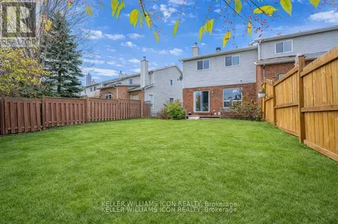 48 Blackdome Crescent Ottawa ON K2T 1A9