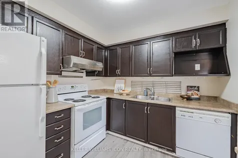 48 Blackdome Crescent Ottawa ON K2T 1A9