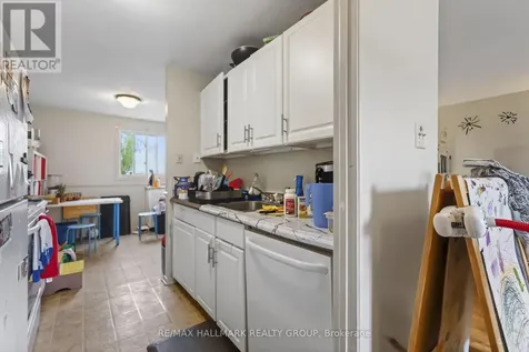 52 Thistledown Court Ottawa ON K2J 1M9
