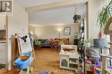52 Thistledown Court Ottawa ON K2J 1M9