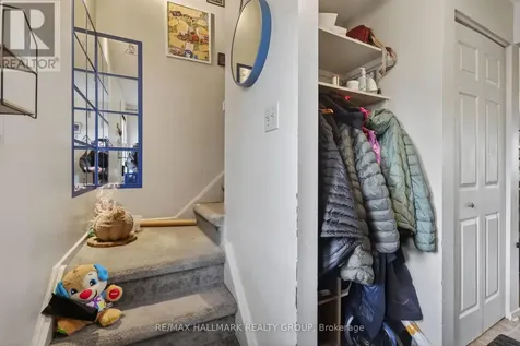 52 Thistledown Court Ottawa ON K2J 1M9