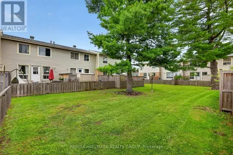 52 Thistledown Court Ottawa ON K2J 1M9