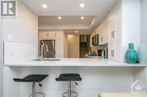 846 Rockson Crescent Ottawa ON K2S 0S6