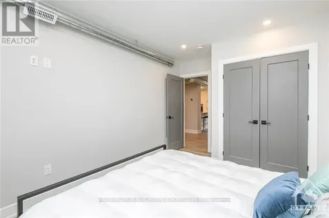846 Rockson Crescent Ottawa ON K2S 0S6