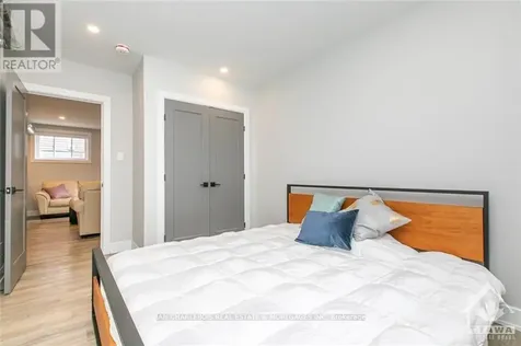 846 Rockson Crescent Ottawa ON K2S 0S6