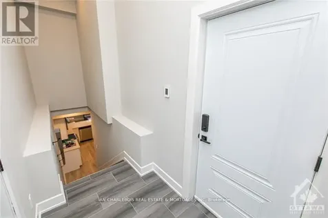846 Rockson Crescent Ottawa ON K2S 0S6