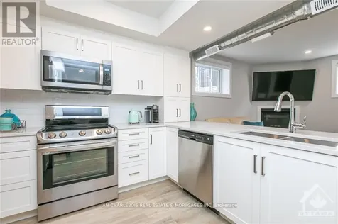 846 Rockson Crescent Ottawa ON K2S 0S6