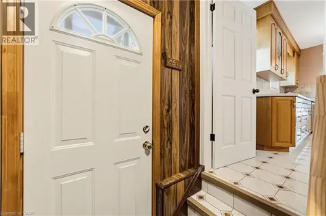 450 Brigadoon Drive Hamilton ON L9C 6E4