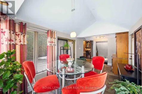 139 Pleasant Park Road Ottawa ON K1H 5M4
