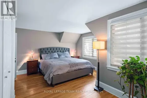 139 Pleasant Park Road Ottawa ON K1H 5M4
