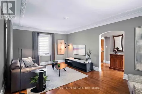 139 Pleasant Park Road Ottawa ON K1H 5M4