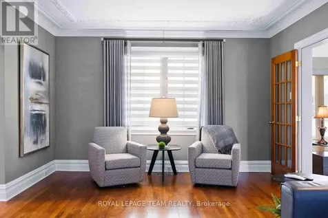 139 Pleasant Park Road Ottawa ON K1H 5M4
