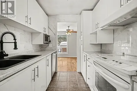 7846 Jeanne D'arc Boulevard Ottawa ON K1C 2E9
