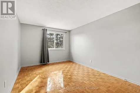 7846 Jeanne D'arc Boulevard Ottawa ON K1C 2E9