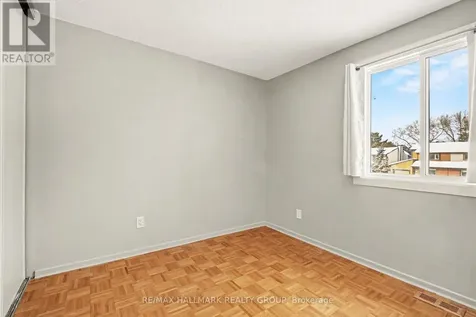 7846 Jeanne D'arc Boulevard Ottawa ON K1C 2E9