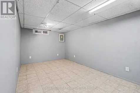 7846 Jeanne D'arc Boulevard Ottawa ON K1C 2E9