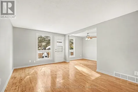 7846 Jeanne D'arc Boulevard Ottawa ON K1C 2E9