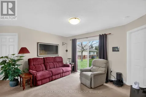 341 Chestnut Green Private Ottawa ON K0A 2Z0