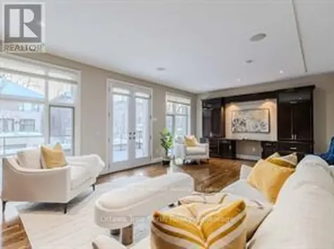 105 Black Maple Private Ottawa ON K1M 0J3