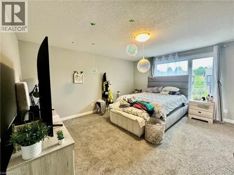 162 Otterbein Road Kitchener ON N2B 0A8