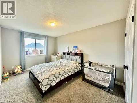 162 Otterbein Road Kitchener ON N2B 0A8