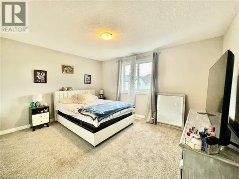 162 Otterbein Road Kitchener ON N2B 0A8