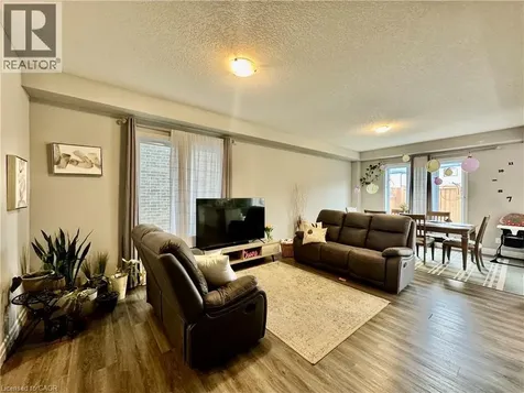 162 Otterbein Road Kitchener ON N2B 0A8