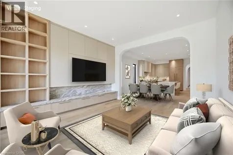 40 Maple Avenue North Mississauga ON L5H 2S1