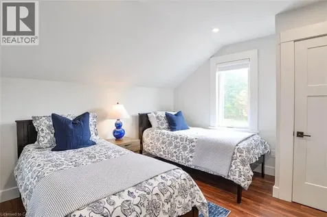 1021 Marina Road Huntsville ON P1H 2J6