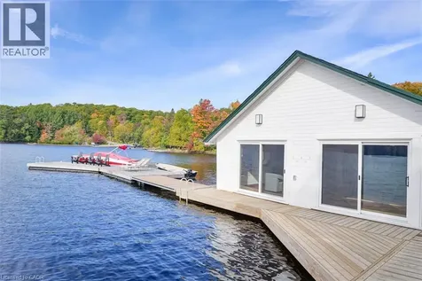 1021 Marina Road Huntsville ON P1H 2J6