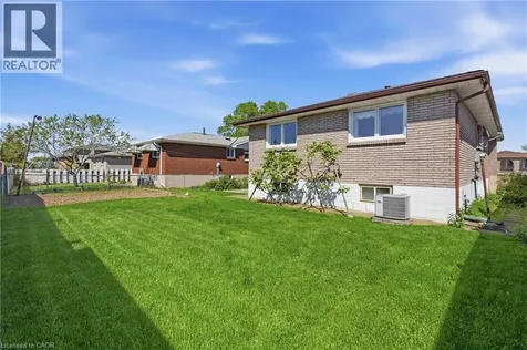 64 Eastbury Drive Stoney Creek ON L8E 2V4