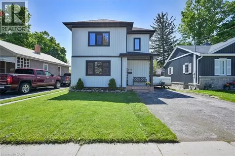 15 Manchester Street Cambridge ON N1R 1R5